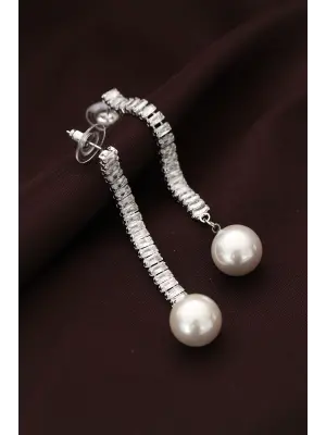 Çelik Gümüş Renk İnci ve Baget Taşlı Su Yolu Tasarımlı Sallantılı Küpe