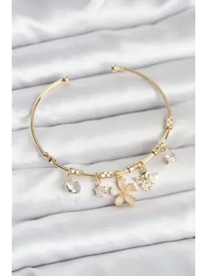 Çiçek ve Kelebek Charmlı Gold Renk Pirinç Kadın Bileklik