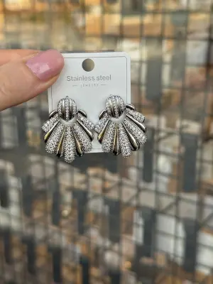 Deniz Kabuğu Model İstiridye & Midye Beyaz Taşlı Gümüş Kaplama Küpe