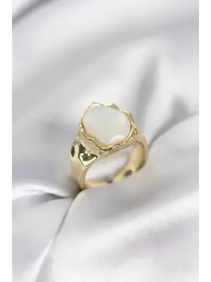 Gold Renk Beyaz Taşlı Vintage Kadın Yüzük