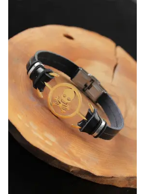 Gold Renk Metal Kuru Kafalı Tasarım Siyah Renk Deri Erkek Bileklik