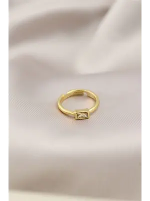 Gold Renk Metal Şeffaf Taşlı Kadın Yüzük