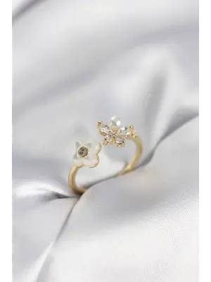 Gold Renk Sedefli Çiçek Model Kadın Yüzük