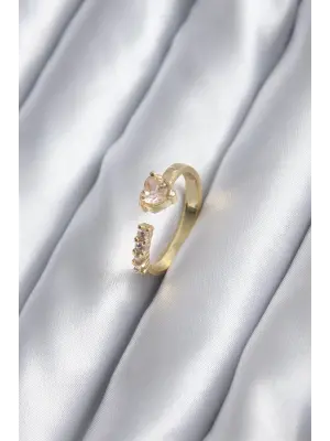 Gold Renk Zirkon Taşlı Kalp Model Kadın Yüzük