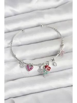 Gül Charmlı Gümüş Renk Pirinç Kadın Bileklik