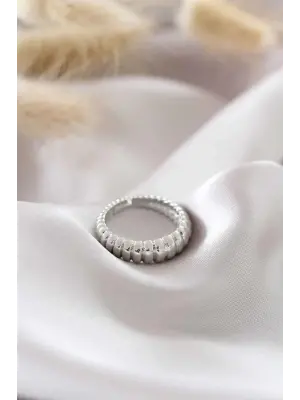 Gümüş Renk Ayarlamalı Burgu Kadın Yüzük