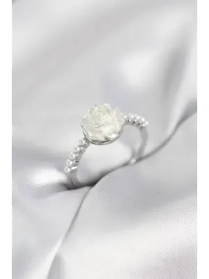 Gümüş Renk Gül Model İncili Kadın Yüzük
