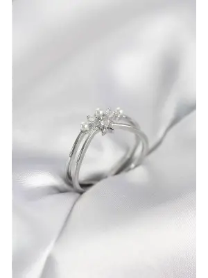 Gümüş Renk İncili Yıldız Model Zirkon Taşlı Kadın Yüzük