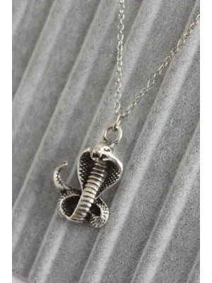 Gümüş Renk Kral Kobra Model Erkek Kolye