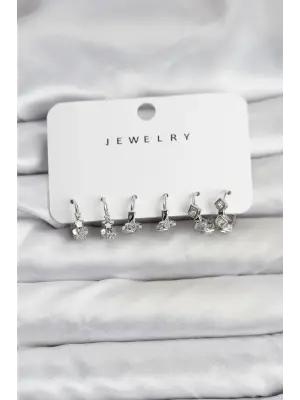 Gümüş Renk Pirinç Yıldız Modelli Kadın Küpe Seti