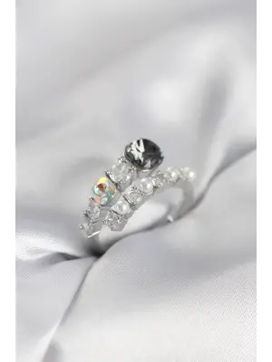 Gümüş Renk Pirinç Zirkon Taşlı İncili Kadın Yüzük