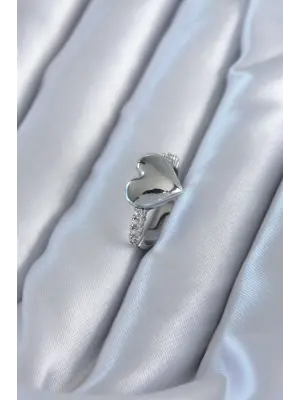 Gümüş  Zirkon Taşlı Kalp Model Çelik Yüzük