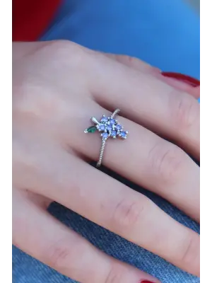 Gümüş Renk Üzüm Model Kadın Yüzük