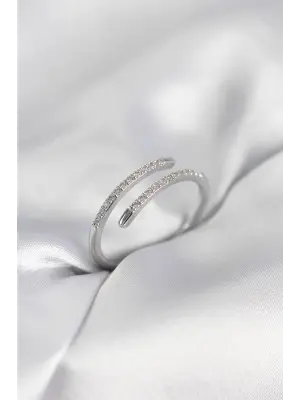 Gümüş Renk Yılan Kuyruk Model Zirkon Taşlı Kadın Yüzük