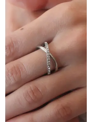 Gümüş Zirkon Taşlı Çelik Yüzük