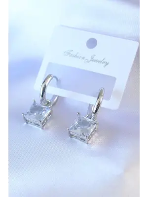 Gümüş Renk Zirkon Taşlı Pirinç Kadın Küpe