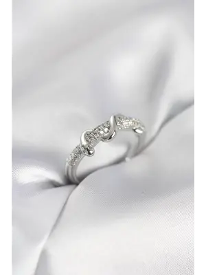 Gümüş Renk Zirkon Taşlı Sarmal Yılan Model Kadın Yüzük