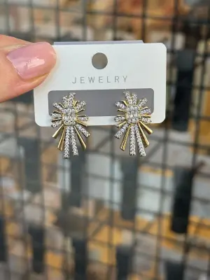 Güneş Model Koyu Renk Ortası Baget Taşlı Küpe