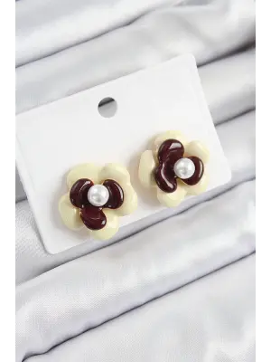 İnci Detaylı Krem Kahverengi Renk Papatya Model Kadın Küpe