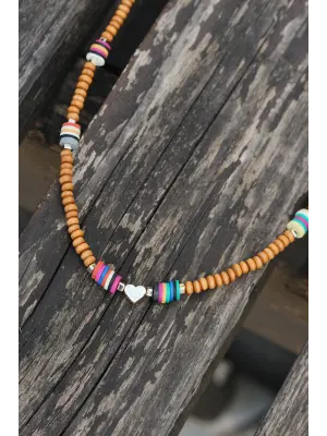 Kalp Figürlü Tahta Boncuklu Kolye