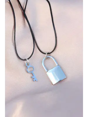 Kilit Anahtar Tasarımlı Çift Kolyesi