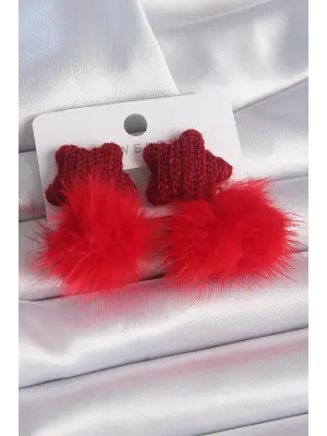 Kırmızı Renk Tüylü Yıldız Ponpon Model Çelik Küpe