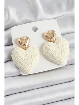 Krem Kalp Figürlü Hasır Örgü Model Gold Renk Kadın Küpe