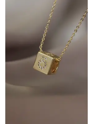 Küp Model Gold Renk Zirkon Taşlı Ö Harfli Kolye