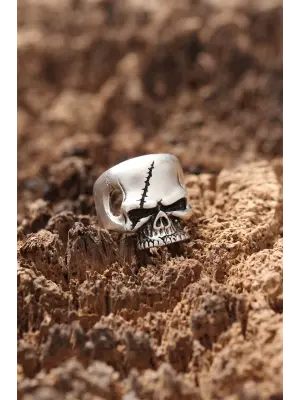 Kuru Kafa Figürlü Ayarlanabilir Motorcu Yüzük