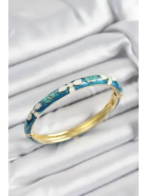 Mineli Pirinç Mavi Ve Beyaz Çiçek Motifli Gold Renk Kadın Kelepçe