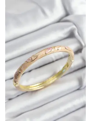 Mineli Pirinç Pembe Ve Yavru Ağzı Çiçek Motifli Gold Renk Kadın Kelepçe