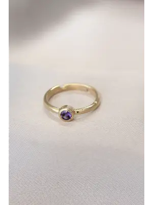 Mor Kesme Taş Daire Yüzük