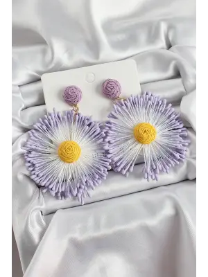 Mor Püsküllü Papatya Figürlü Hasır Örgü Model Gold Renk Kadın Küpe