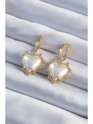  Altın Renk Zirkon Taş İşlemeli Bombeli Kalp Tasarımlı Çelik Küpe