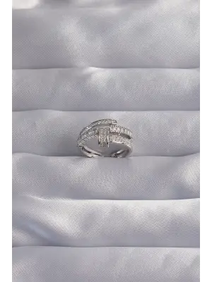  Ayarlamalı Gümüş Zirkon Taşlı Kıvrımlı Çivi Yüzük