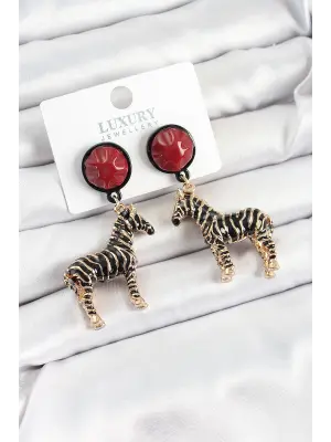 Pirinç Bordo Sallantılı 3D Zebra Model Gold Renk Kadın Küpe