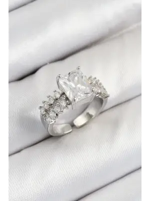 Pirinç  Büyük Zirkon Taşlı Model Gümüş Renk Kadın Yüzük