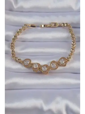 Pirinç Gold Renk İçi Zirkon Taşlı Kalp Figürlü Bileklik