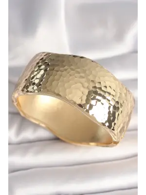 Pirinç Gold Renk İşleme Desenli Kadın Kelepçe