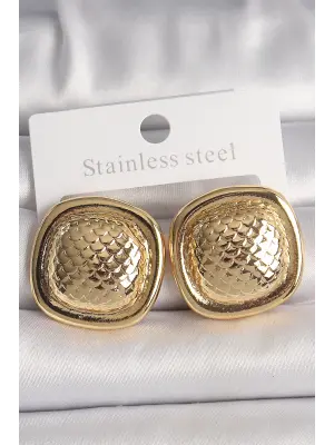  Altın İşlemeli Kare Model Çelik Küpe