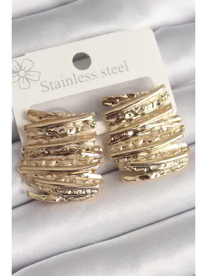  Altın İşlemeli Kare Plaka Model Çelik Küpe