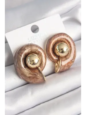  Altın Kahverengi Mineli Salyangoz Model Çelik Küpe