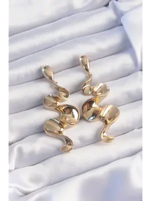  Altın Kıvrımlı Sallantılı Küpe