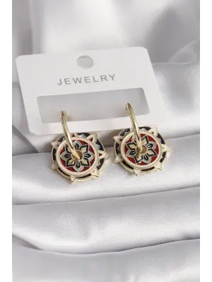  Altın Siyah Beyaz Renkli Motif Model Çelik Küpe