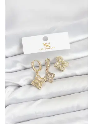 Çelik Gold Renk Yonca Model YSX Trio Küpe Seti