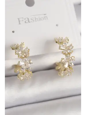  Altın Zirkon Taşlı Çiçek İşlemeli Halka Model Çelik Küpe