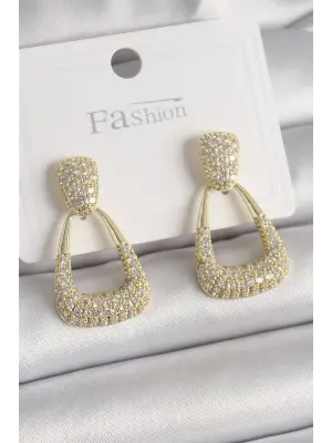  Altın Zirkon Taşlı Sallantı Üçgen Model Çelik Küpe