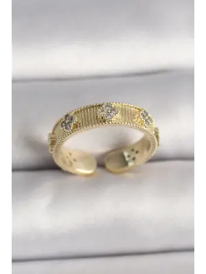  Altın Zirkon Taşlı Yonca İşlemeli Ayarlanabilir Yüzük