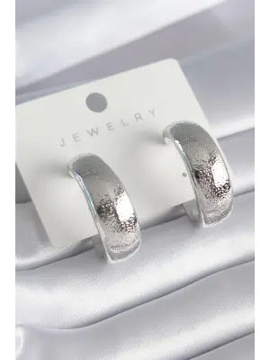  Gümüş İşleme Detay Çelik Küpe