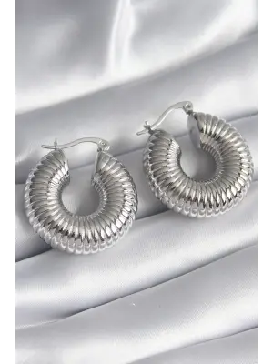  Gümüş İşlemeli Halka Model Çelik Küpe